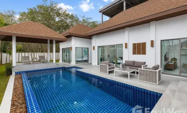 For sale 4 bedrooms villa in Mueang Phuket, Phuket