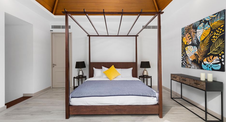 For sale 4 bedrooms villa in Mueang Phuket, Phuket