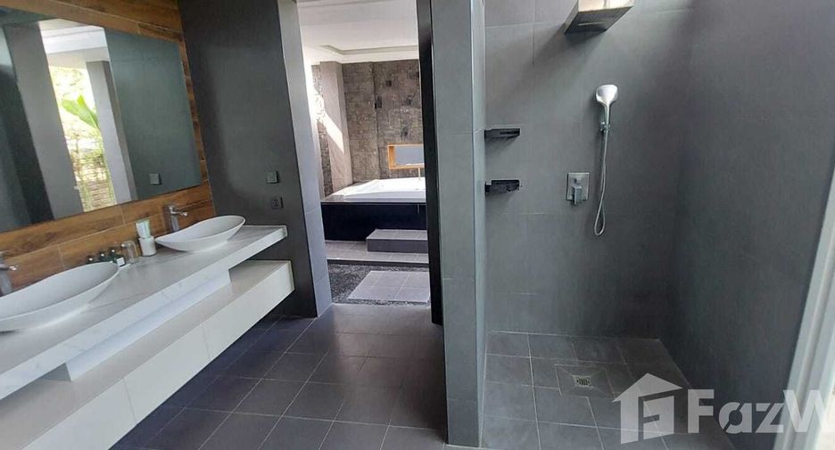 For sale 3 bedrooms villa in Thalang, Phuket