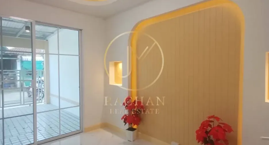 For sale 4 ベッドルーム townhouse in Bang Bua Thong, Nonthaburi