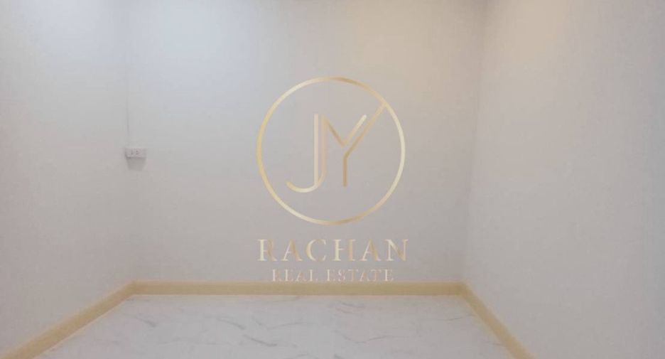 For sale 4 ベッドルーム townhouse in Bang Bua Thong, Nonthaburi