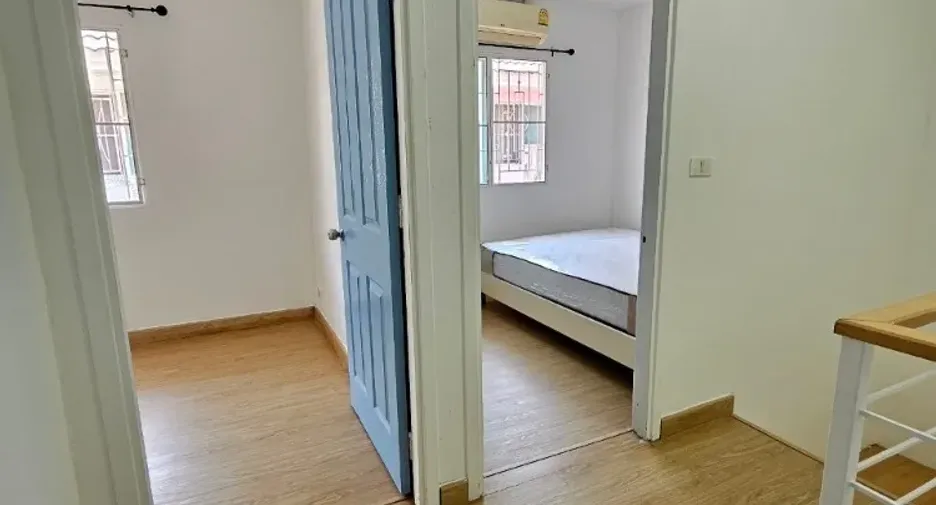 For rent 3 bedrooms townhouse in Bang Yai, Nonthaburi