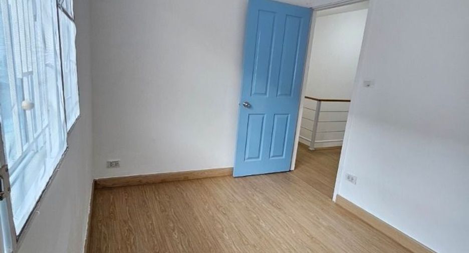 For rent 3 ベッドルーム townhouse in Bang Yai, Nonthaburi
