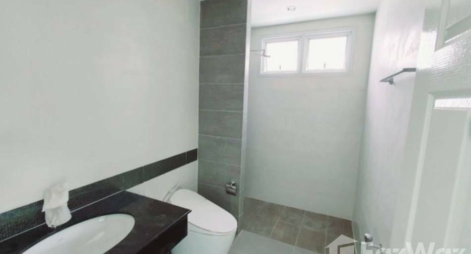 For sale 3 bedrooms house in Prawet, Bangkok
