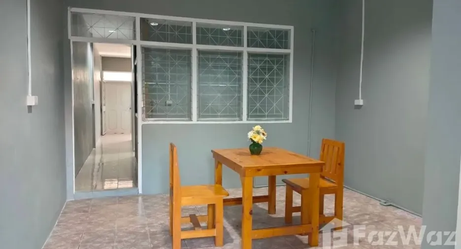 Reihenhaus zum Kauf mit 2 Zimmer in Kaeng Khoi, Saraburi