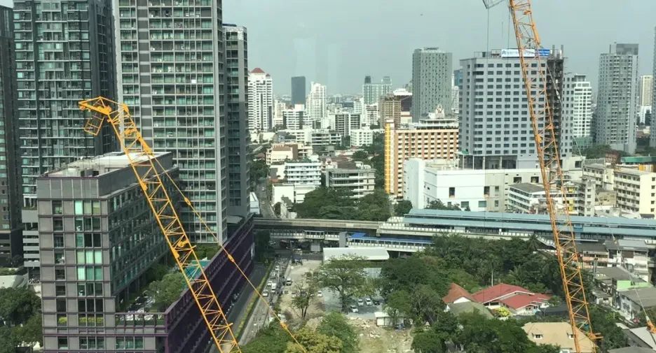 Condo en alquiler y en venta de 1 habitaciones en Khlong Toei, Bangkok