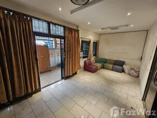 Аренда 3 спальни таунхаус в Mueang Nonthaburi, Нонтабури