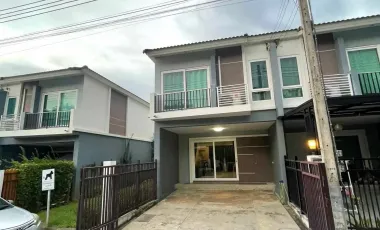 出租 3 卧室 独立屋 在 塔朗, 普吉