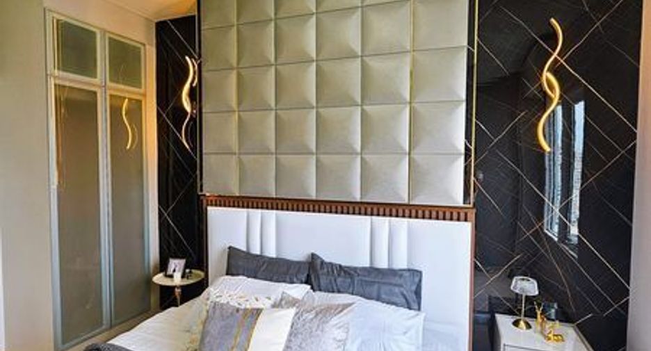 For sale 1 bed condo in Huai Khwang, Bangkok