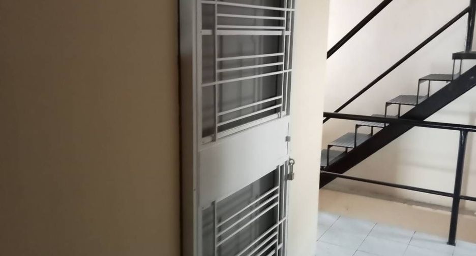 For sale studio condo in Lat Phrao, Bangkok