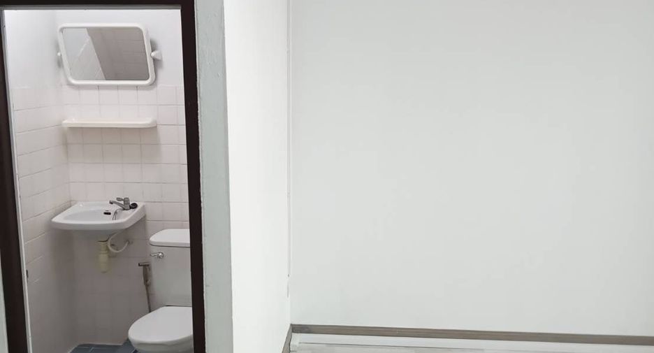 For sale studio condo in Lat Phrao, Bangkok