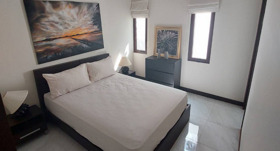 À louer 3 chambres villa à Mueang Phuket, Phuket