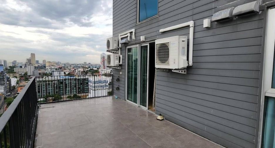 Продажа 2 спальни кондо в Чатучак, Бангкок