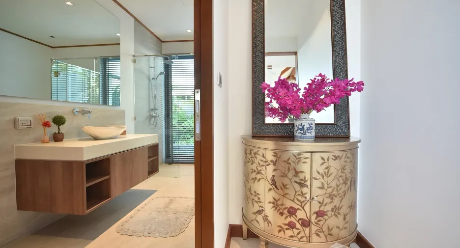 For rent 5 bedrooms villa in Thalang, Phuket