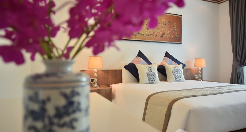 For rent 5 bedrooms villa in Thalang, Phuket