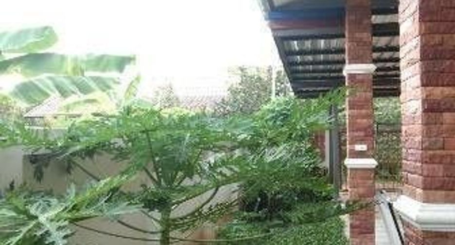 For sale 3 bedrooms house in Mueang Sakon Nakhon, Sakon Nakhon
