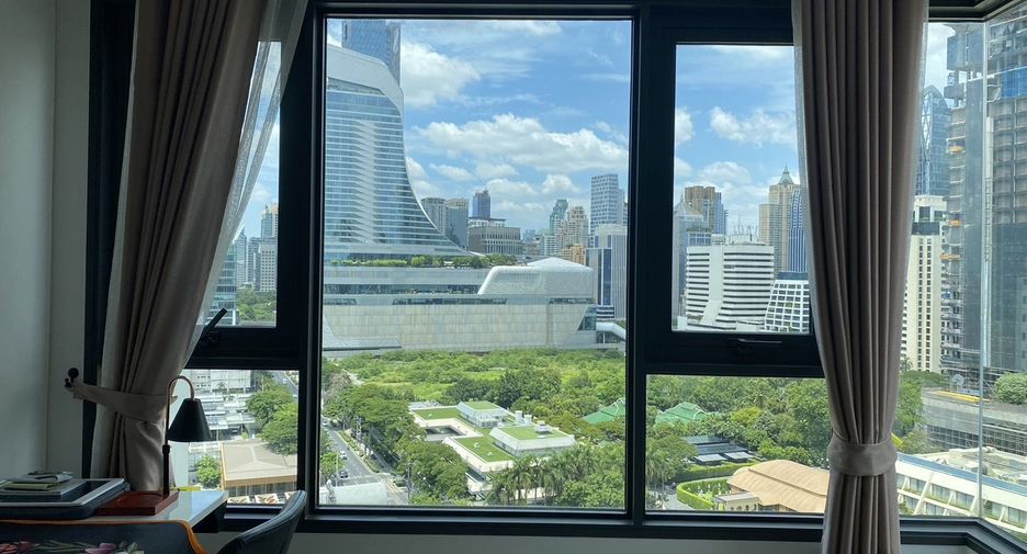 For sale 2 bedrooms condo in Pathum Wan, Bangkok