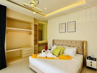 For rent 4 bedrooms villa in Mueang Phuket, Phuket