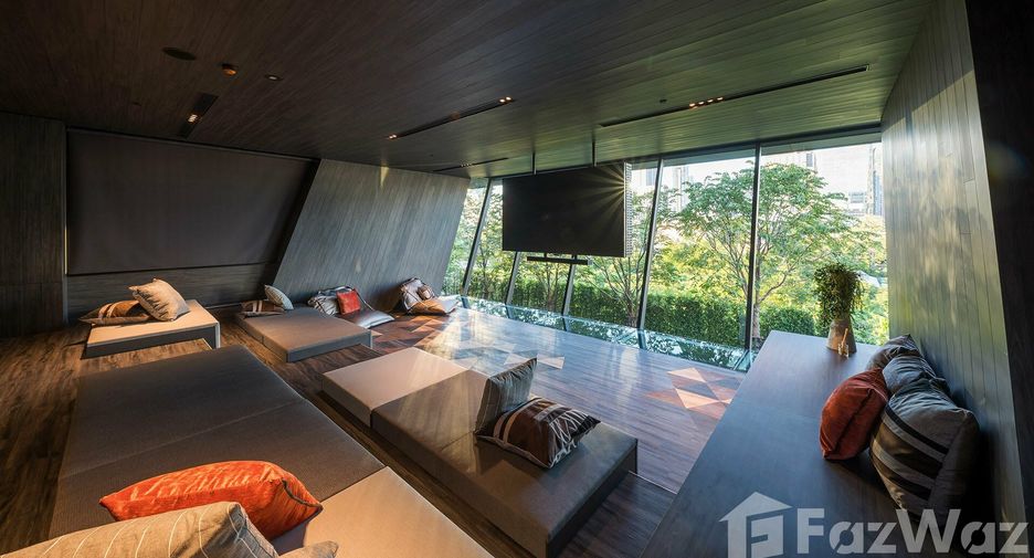 Condo en venta de 2 habitaciones en Khlong Toei, Bangkok