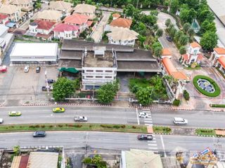 Gewerbefläche zum Kauf mit 9 Zimmer in Bang Bua Thong, Nonthaburi