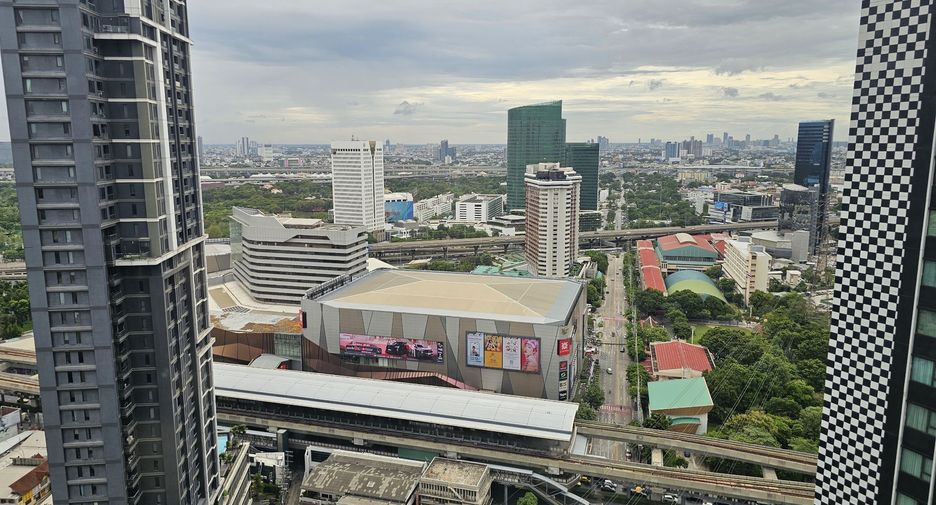 À vendre 2 chambres condo à Chatuchak, Bangkok