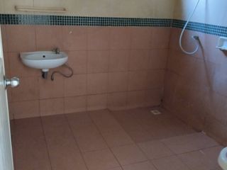 For sale そして for rent 2 ベッドルーム townhouse in Mueang Rayong, Rayong