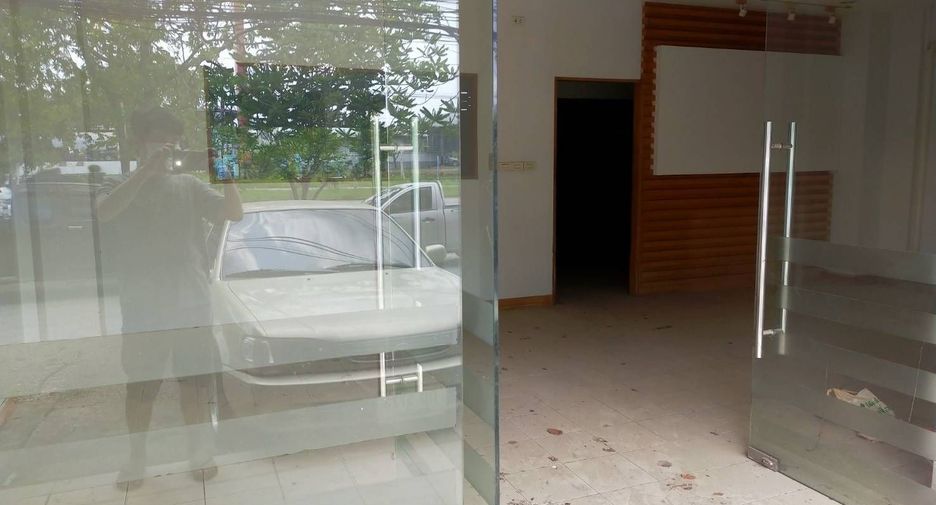 Продажа 4 спальни торговое помещение в Mueang Chumphon, Чумпхон