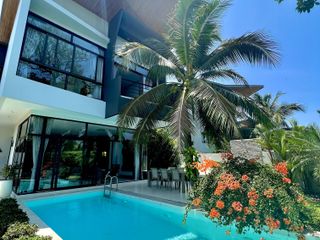 For rent 3 bedrooms villa in Mueang Phuket, Phuket