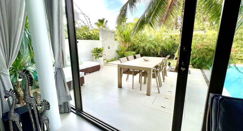 For rent 3 bedrooms villa in Mueang Phuket, Phuket