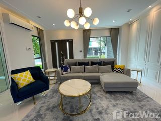 Casa en venta de 5 habitaciones en Lat Krabang, Bangkok