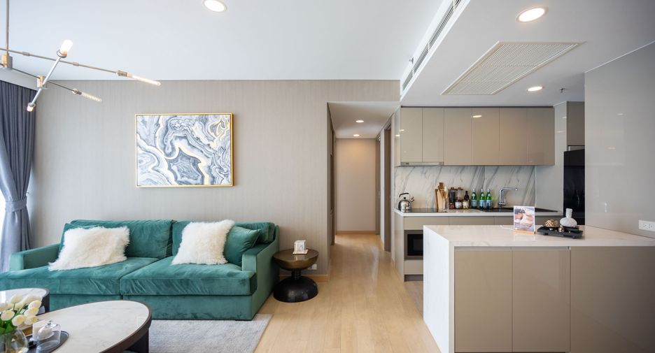 For sale 2 bedrooms condo in Khlong Toei, Bangkok