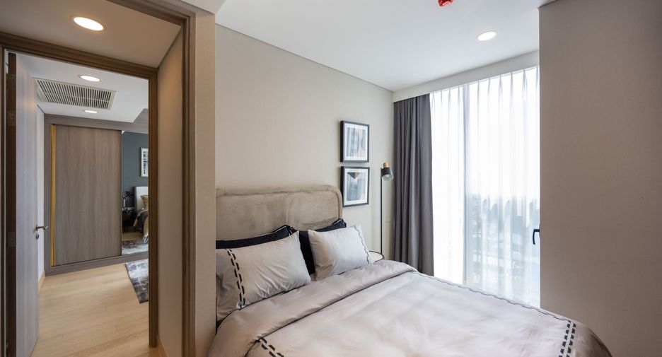 For sale 2 bedrooms condo in Khlong Toei, Bangkok