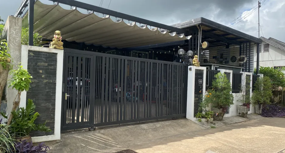 For sale 2 bedrooms house in Mueang Amnat Charoen, Amnat Charoen