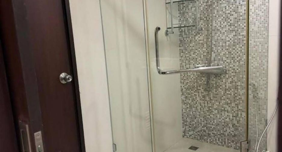 For sale studio condo in Bang Kapi, Bangkok
