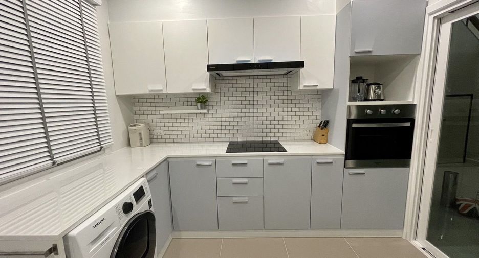 For rent 4 bedrooms house in Thalang, Phuket