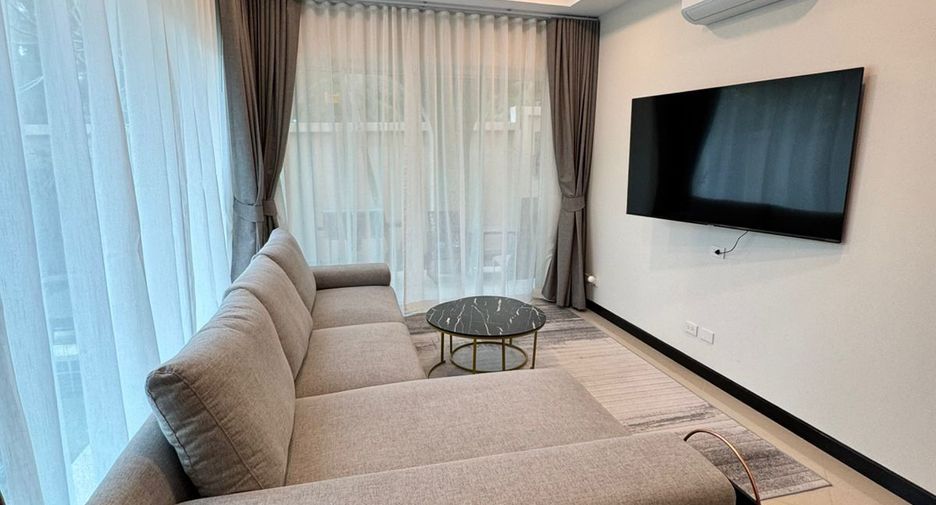 For rent 3 bedrooms villa in Mueang Phuket, Phuket