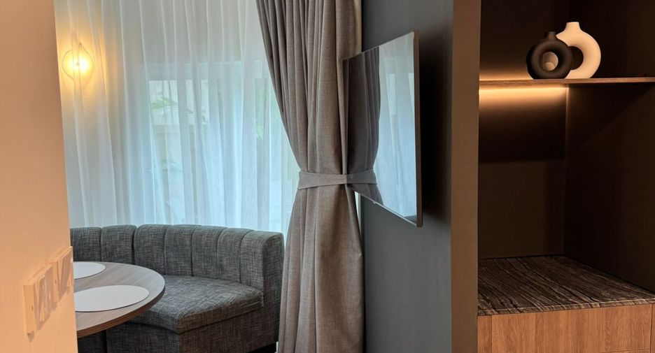 For rent 3 bedrooms villa in Mueang Phuket, Phuket