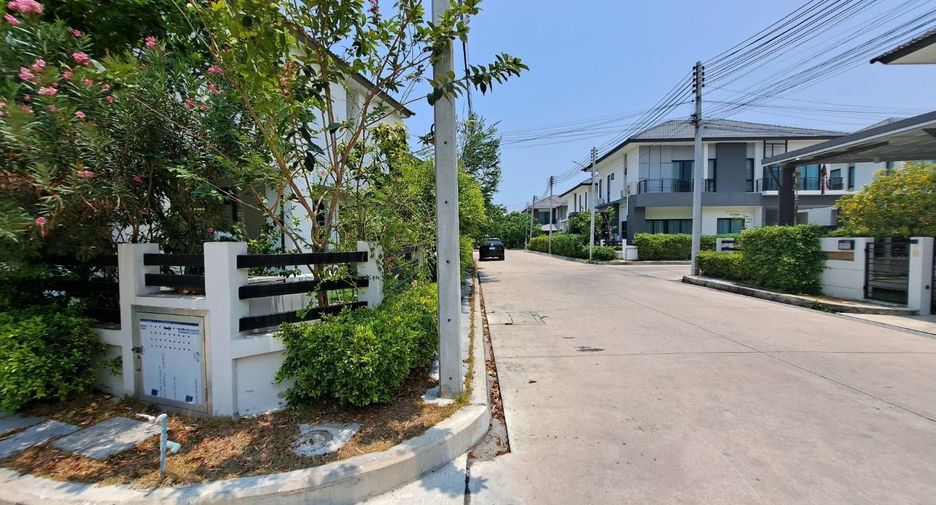 出售 5 卧室 独立屋 在 Mueang Chon Buri, Chon Buri