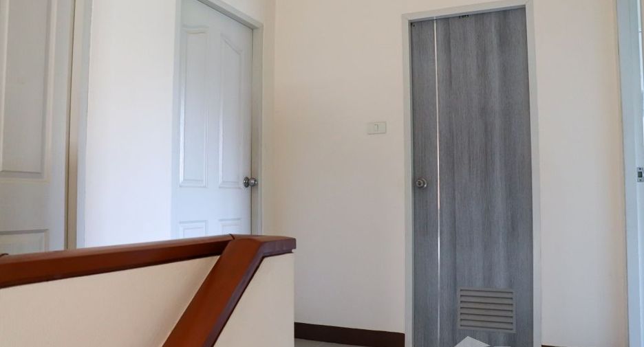 For sale 3 bedrooms house in Mueang Samut Prakan, Samut Prakan