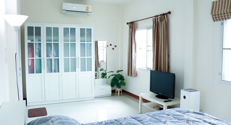 For sale 3 bedrooms house in Mueang Samut Prakan, Samut Prakan