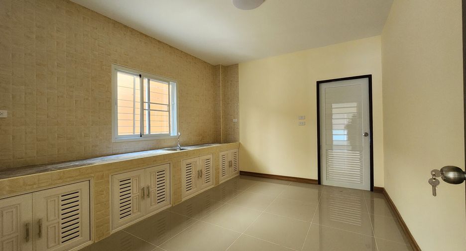 Продажа 4 спальни дом в Bang Pa-in, Phra Nakhon Si Ayutthaya
