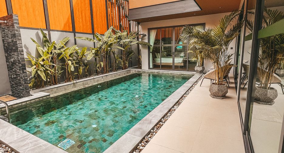 For rent 3 bedrooms villa in Mueang Phuket, Phuket