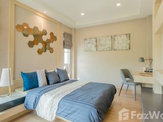 Casa adosada en venta de 3 habitaciones en Pluak Daeng, Rayong