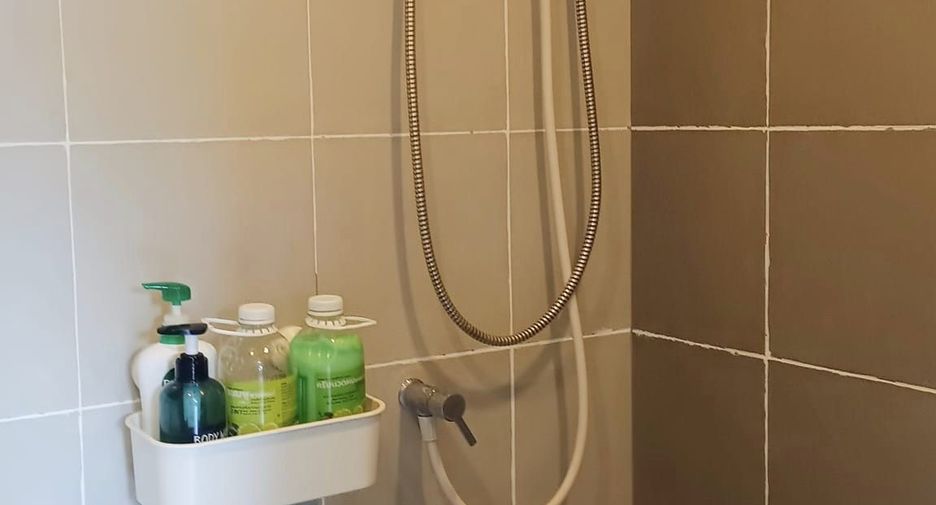 For sale studio condo in Bang Na, Bangkok