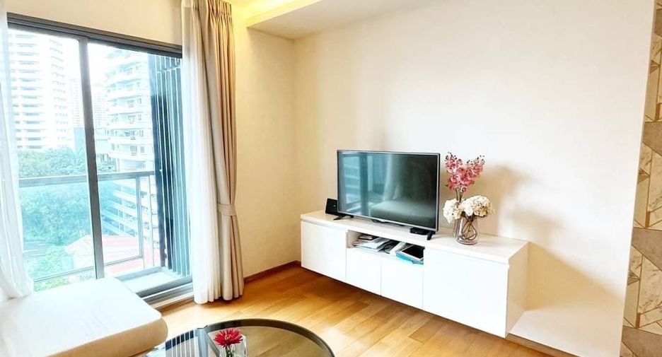 For sale and for rent 2 bedrooms condo in Watthana, Bangkok