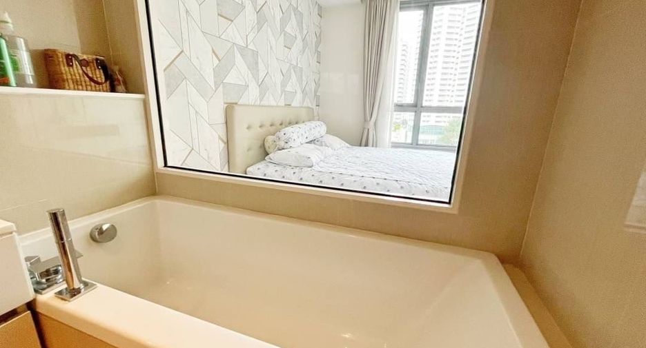 For sale and for rent 2 bedrooms condo in Watthana, Bangkok