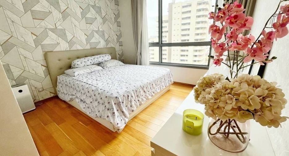 For sale and for rent 2 bedrooms condo in Watthana, Bangkok
