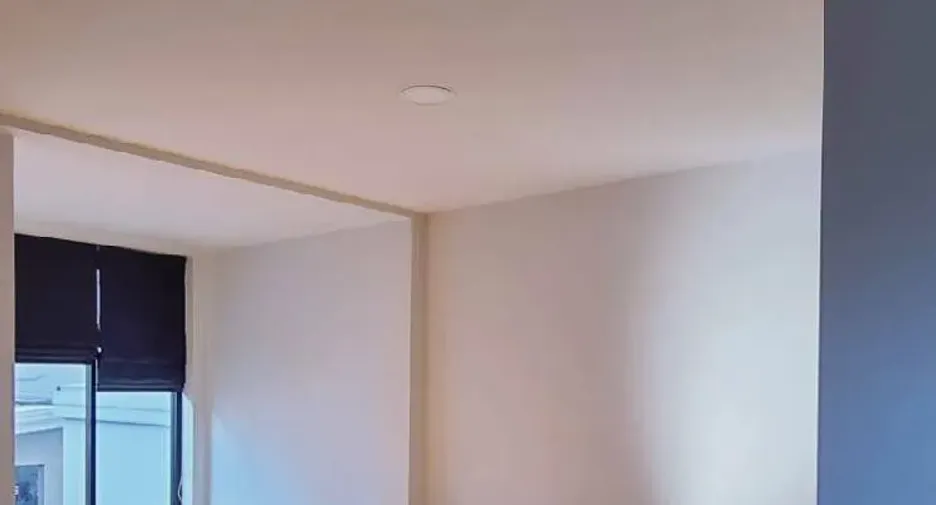 Casa adosada en venta de 2 habitaciones en Bang Sao Thong, Samut Prakan
