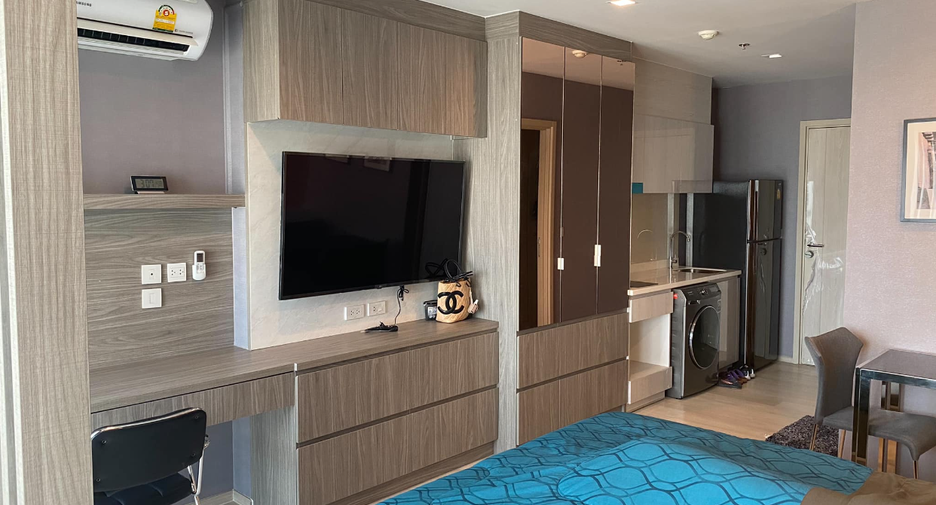 For sale studio condo in Pathum Wan, Bangkok