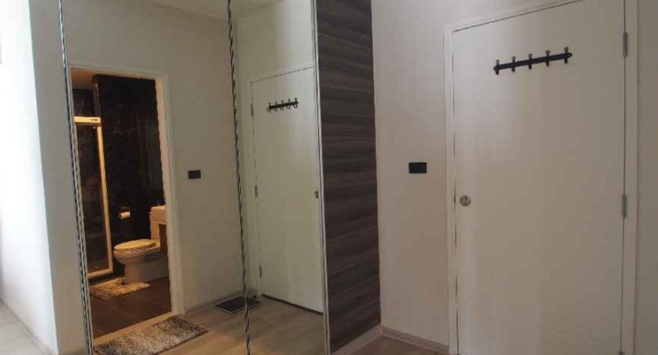 Продажа 1 кровать кондо в Хуаи Кхщанг, Бангкок
